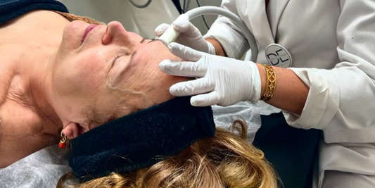 ✨ Rigenerazione Cellulare della Pelle: perché è fondamentale pulire il viso almeno due volte l’anno